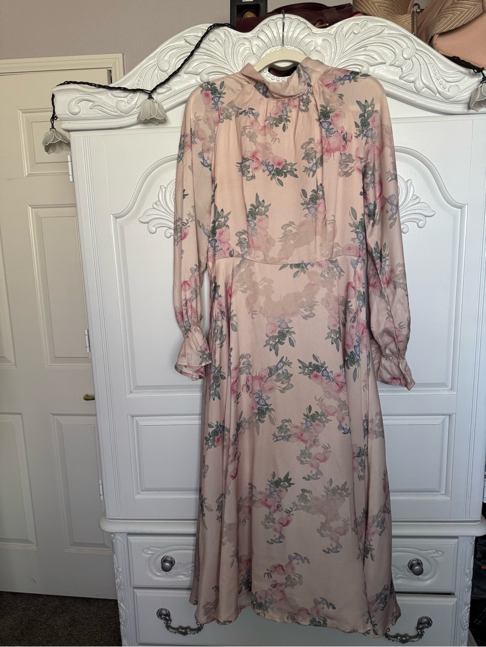 Women's Blush Pink Floral Long Sleeve Midi Dress